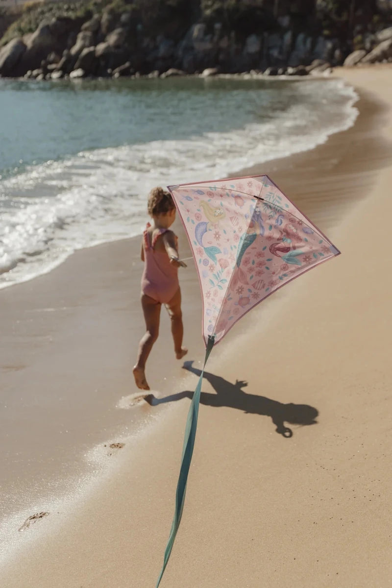 Little Dutch Diamond Kites - Pink / Blue – Kite for children, available at Learning Bugs UK