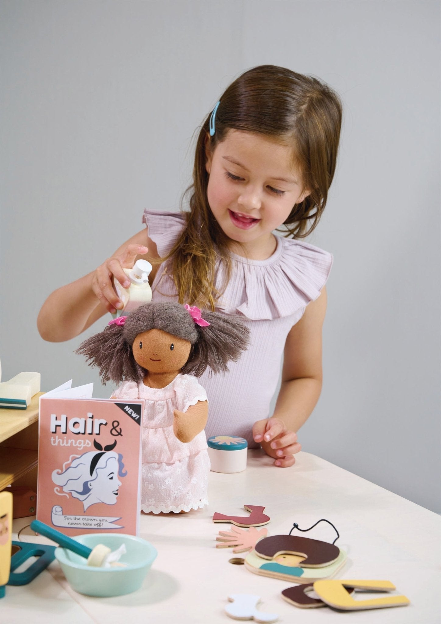 Buy Tender Leaf Hair Salon | Wooden hairdressing set for kids by Learning Bugs UK