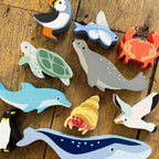 Buy 10 Coastal Creatures Shelf Set | Wooden animals shelf for kids by Learning Bugs UK