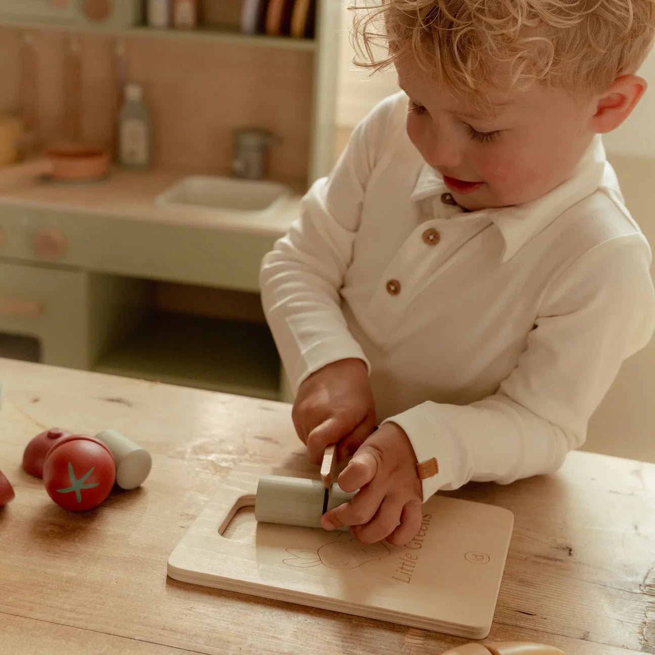 Little Dutch Slicing Vegetables – for children, available at Learning Bugs UK