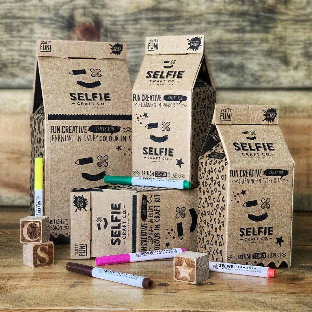 Selfie Craft Co Scribble Colour In Top