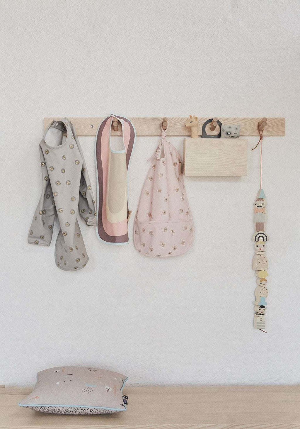 Buy OyOy Wooden Family Bricks Nature | for kids by Learning Bugs UK