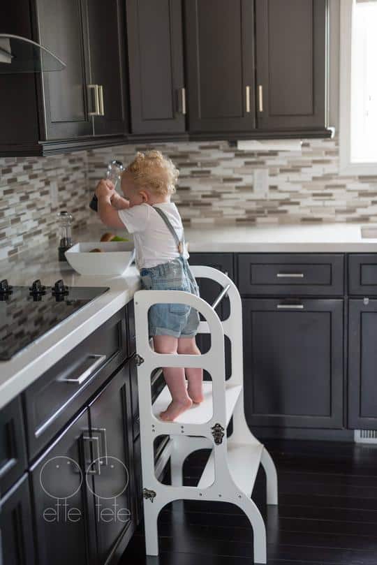 Help Tower - Table Step 'n' Sit White with Silver Catches